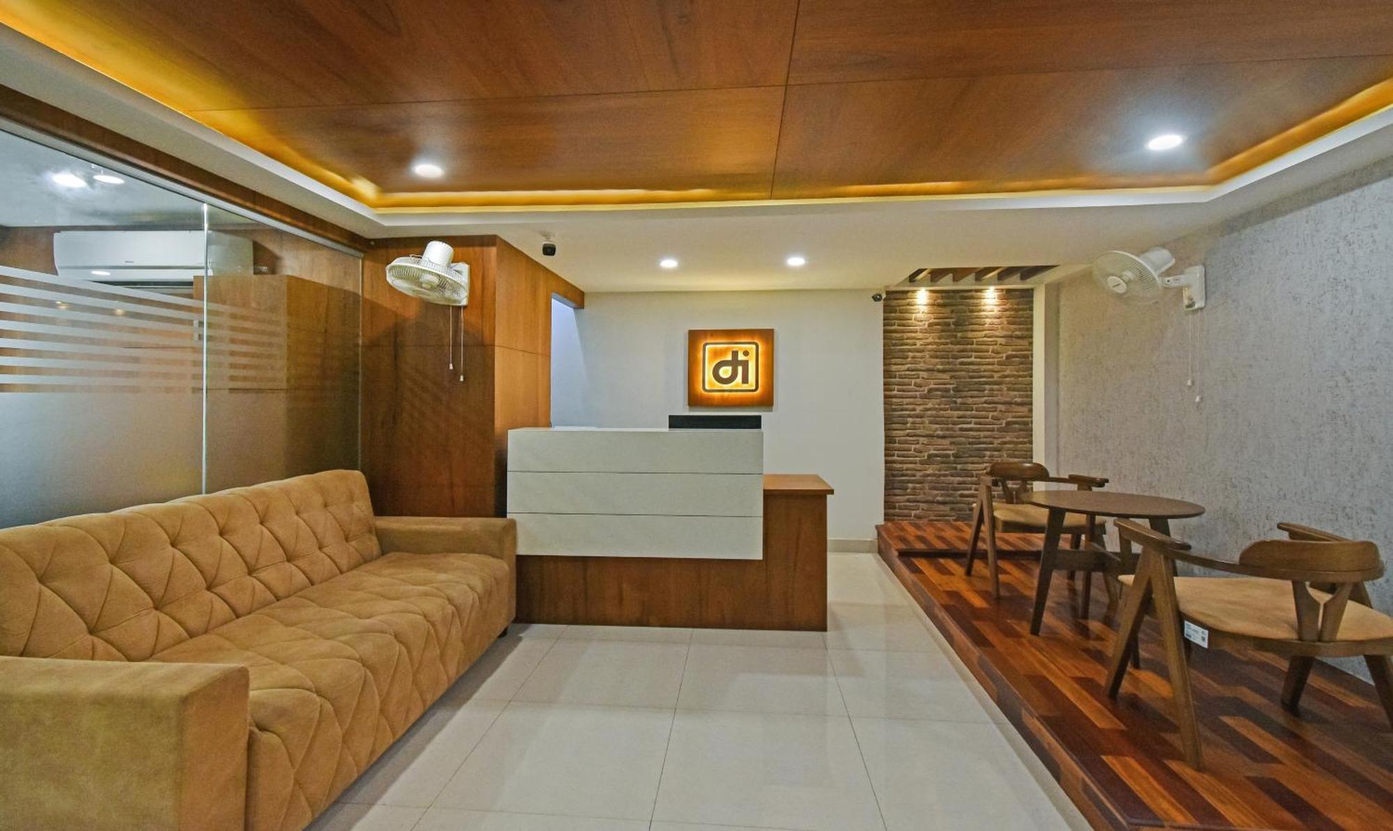 צ'נאי Itsy Hotels Deluxe Inn מראה חיצוני תמונה