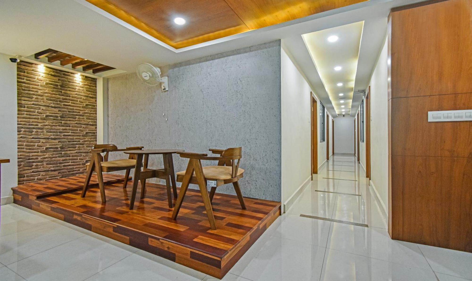 צ'נאי Itsy Hotels Deluxe Inn מראה חיצוני תמונה